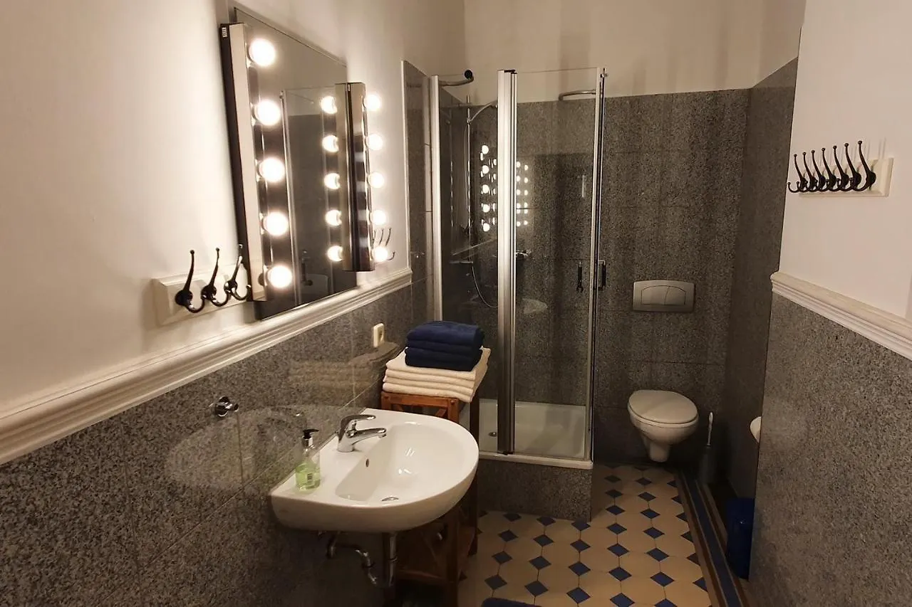 Ferienwohnungen Villa Haniel Carl Dresden Apartment
